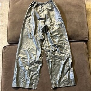 Men's rubbery Gray Pants